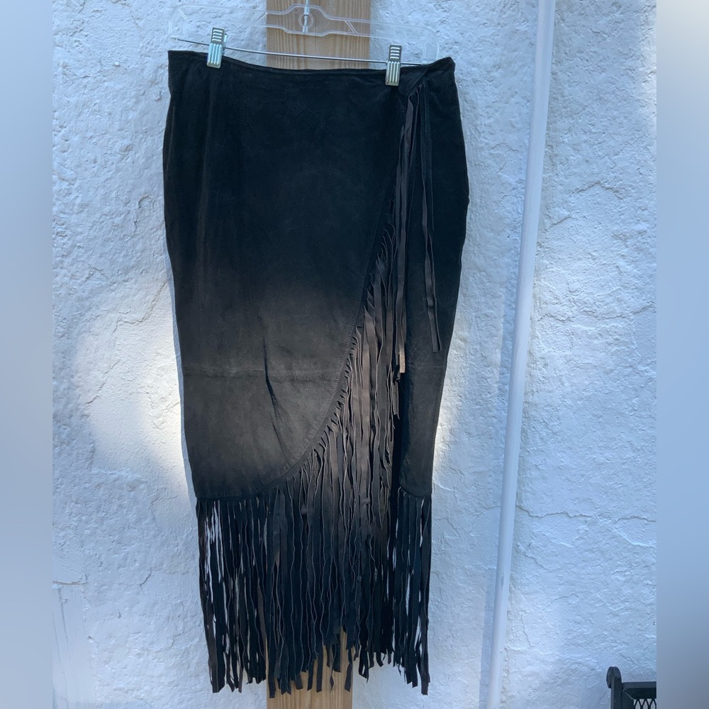 Vintage 100% Genuine Suede Witchy Black Fringe Wrap Skirt 9/10